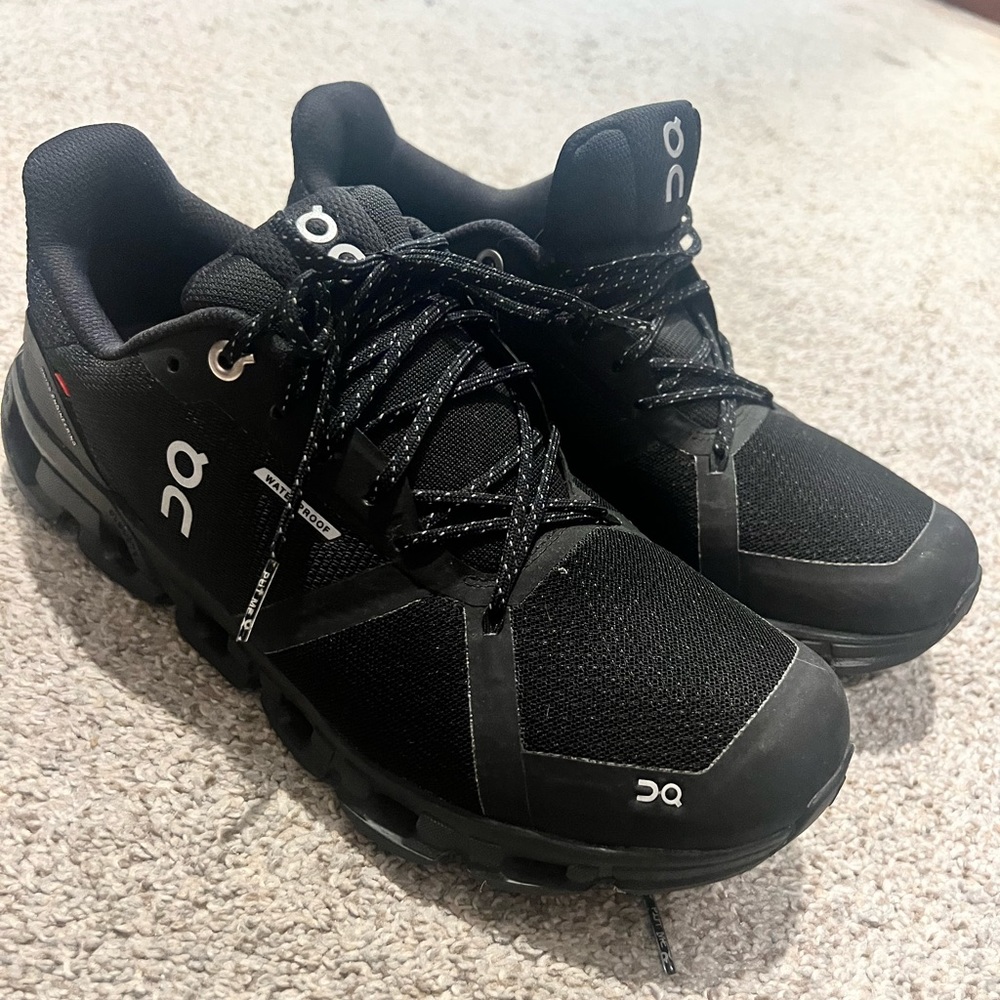On cloud 5 waterproof women’s running shoes